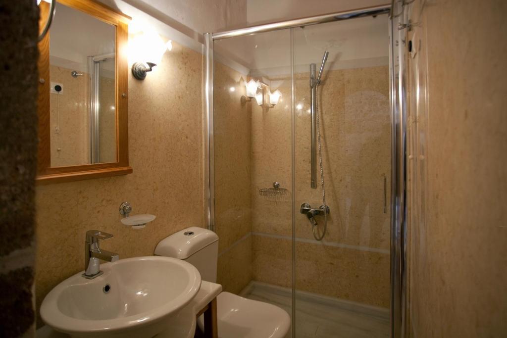 Likinia Hotel